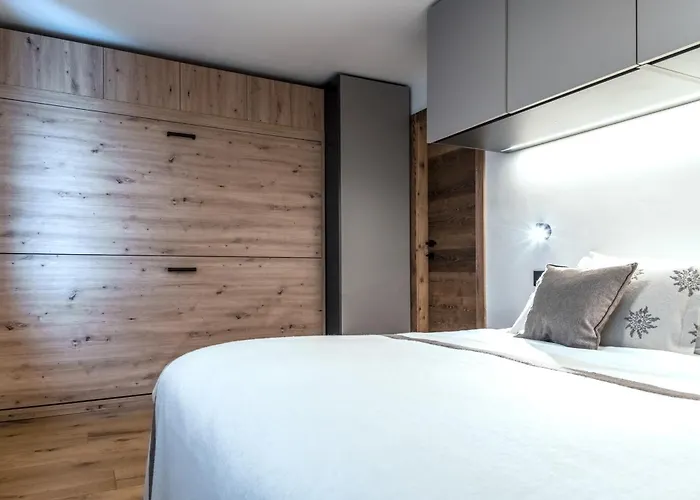 Hellochalet - Front Row With Balcony Overlooking The Cretaz Slopes 아파트