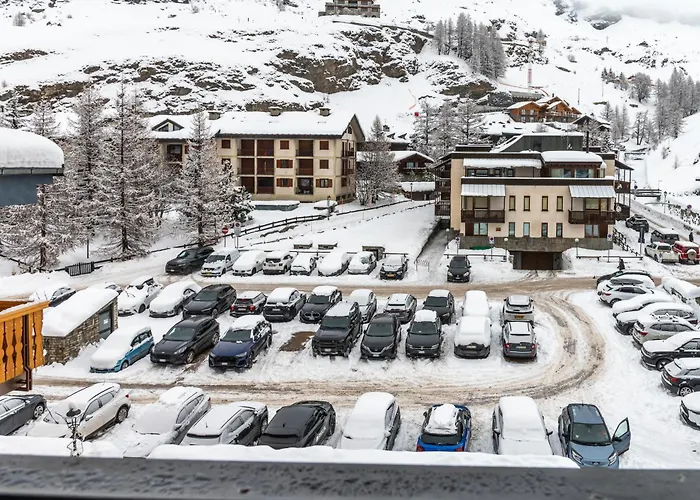 Hellochalet - Front Row With Balcony Overlooking The Cretaz Slopes * 브루일서비니아