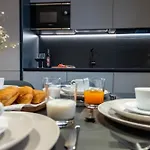 Hellochalet - Front Row With Balcony Overlooking The Cretaz Slopes Lejlighed *