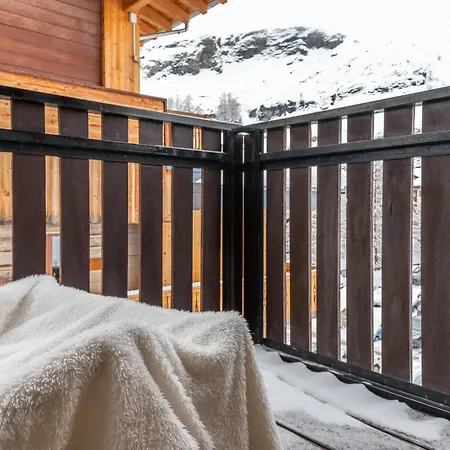 Hellochalet - Front Row With Balcony Overlooking The Cretaz Slopes Апартаменты Брей-Червиния