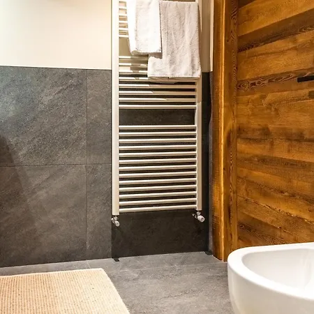 Hellochalet - Front Row With Balcony Overlooking The Cretaz Slopes Брей-Червиния
